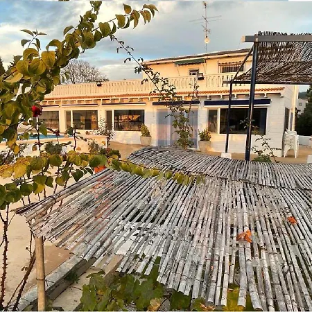 En Casa Rural Particular La Casita Homestay